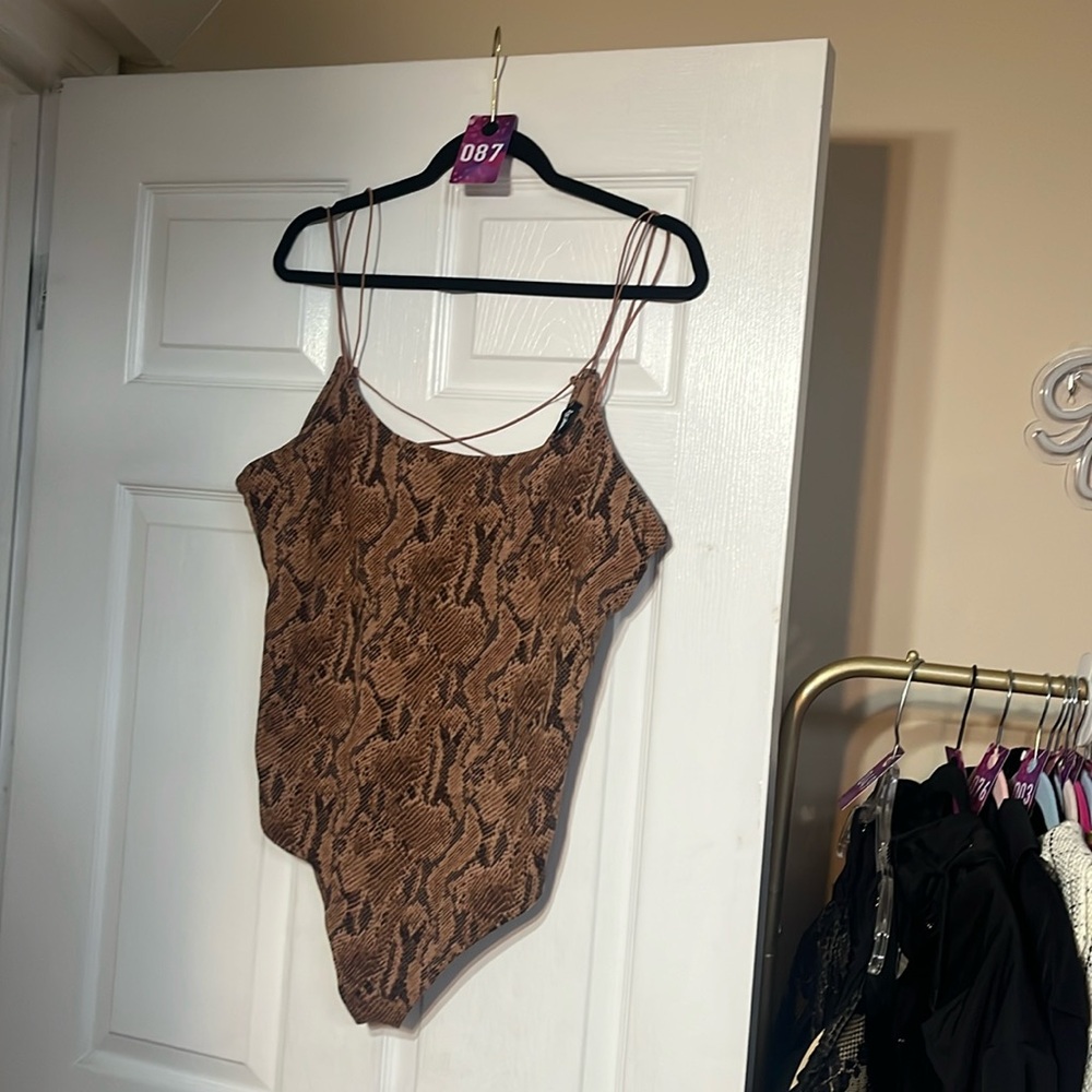 87 Express bodysuit